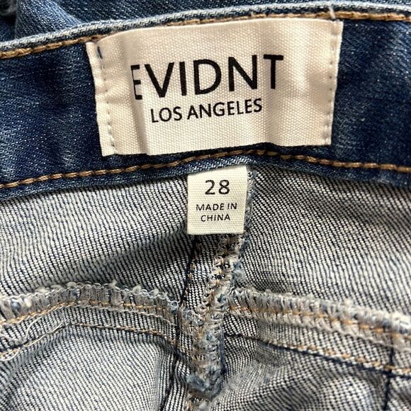 EVIDNT LA Tangier Step Hem Straight stretch Jeans with step hem NWT - Picture 12 of 15